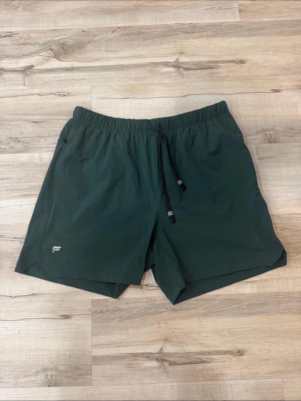 Mens Fabletics 5 inch The One Short Unlined sz. L